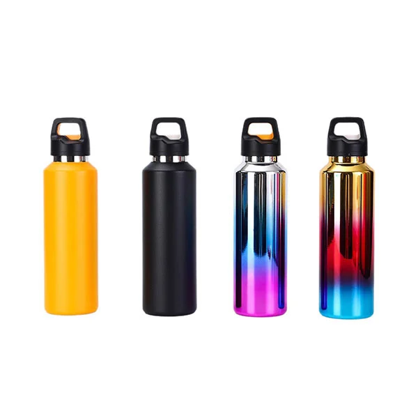 एक बटन वाला खुला फ्लास्क